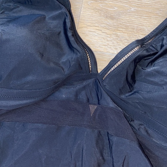 NWT black Cupshe one piece bathing suit 1XL - fits like an L/XL - Picture 3 of 6